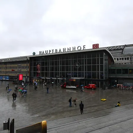 Koeln- Pulheimer Hof 90 Διαμέρισμα Pulheim