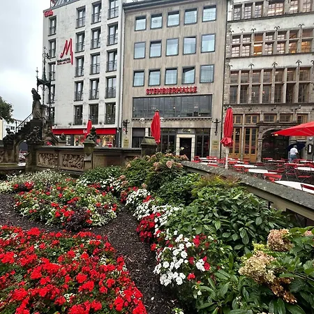 Koeln- Pulheimer Hof 90 * Pulheim